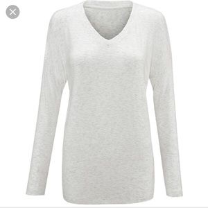 Cabi Spring 17: Serenity Tee, Heather White